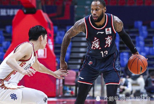 周大叔，那你呢？你也跟着去吗？杨若晴暂且压下方才的念头，接着问。